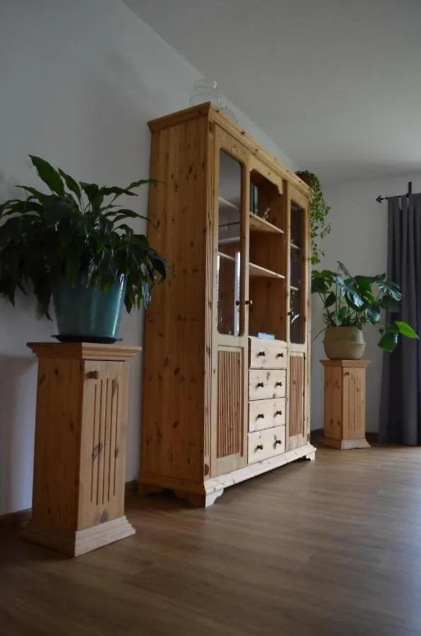 Vier-Zimmer-Wohnung Mit Garten Zwischen Salzburg Und Koenigssee Ainring 0*,  Germany